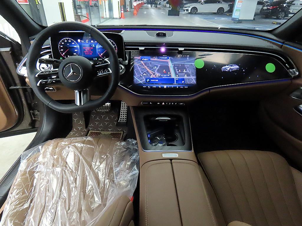 E300 