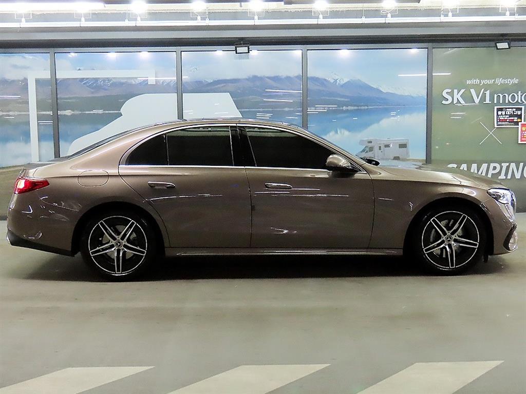 E300 