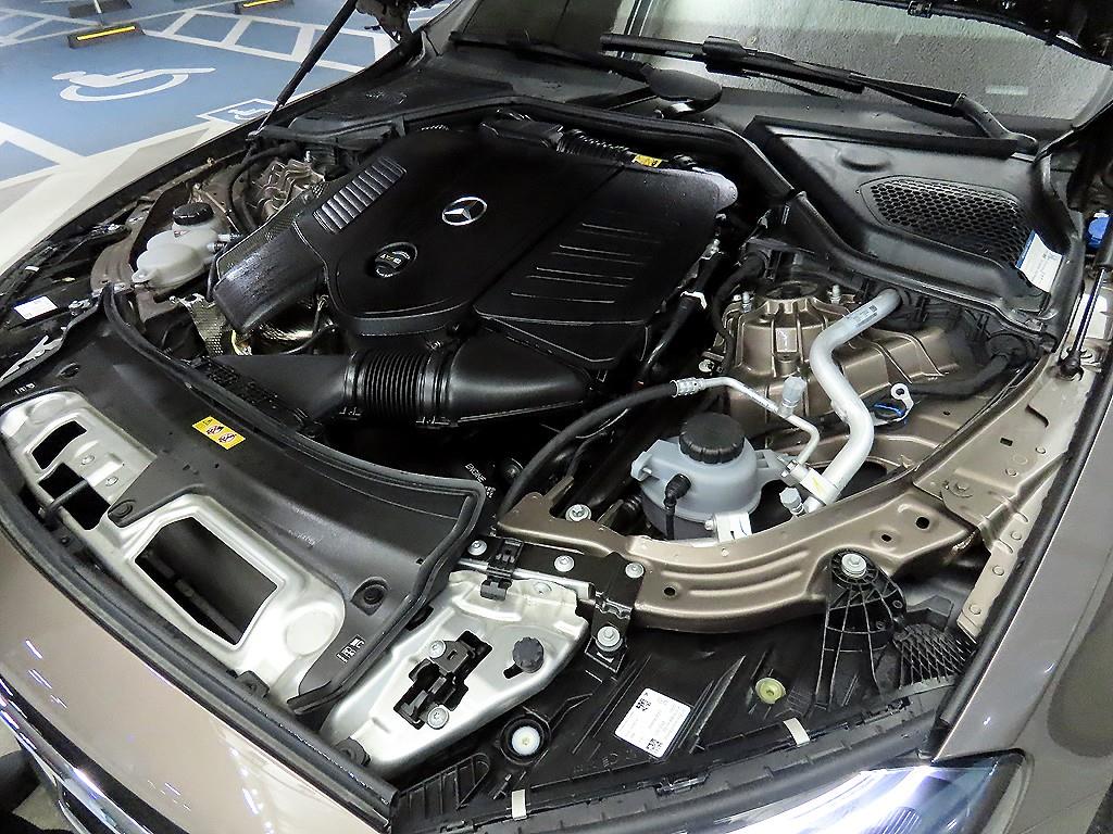 E300 