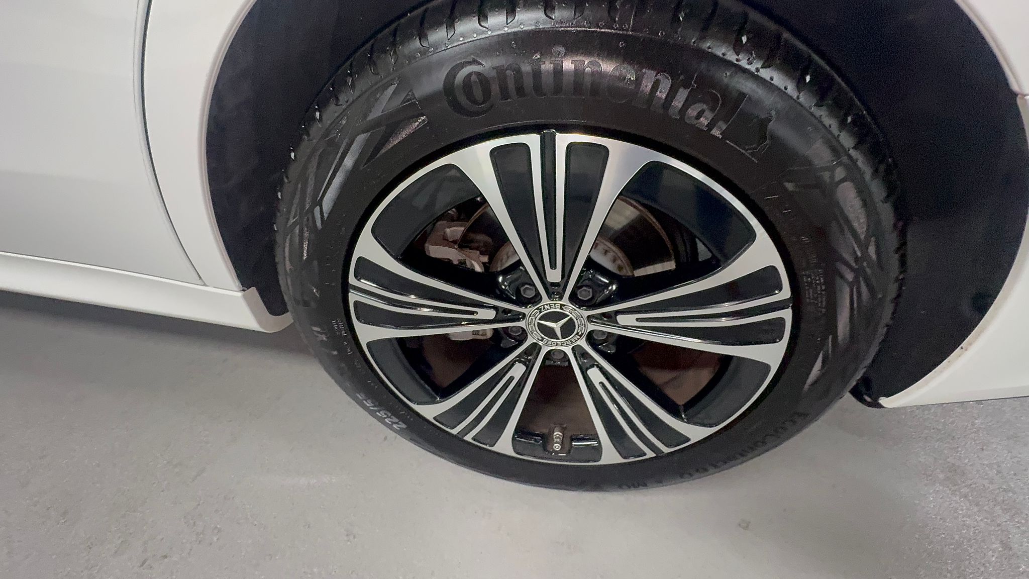 E200