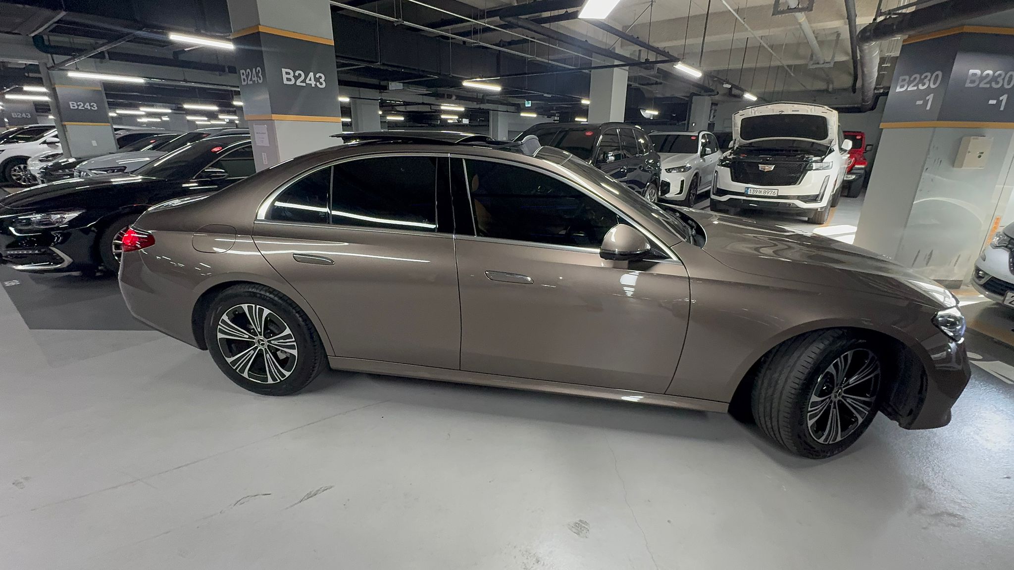 E200