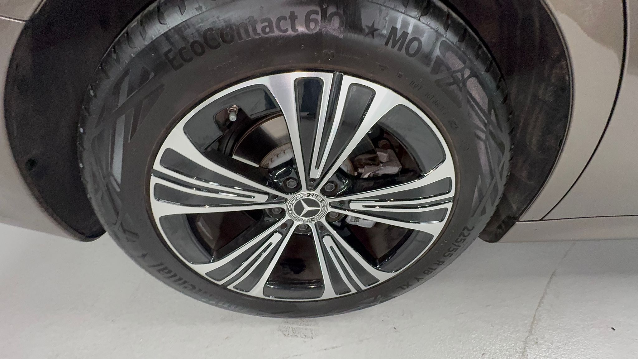 E200
