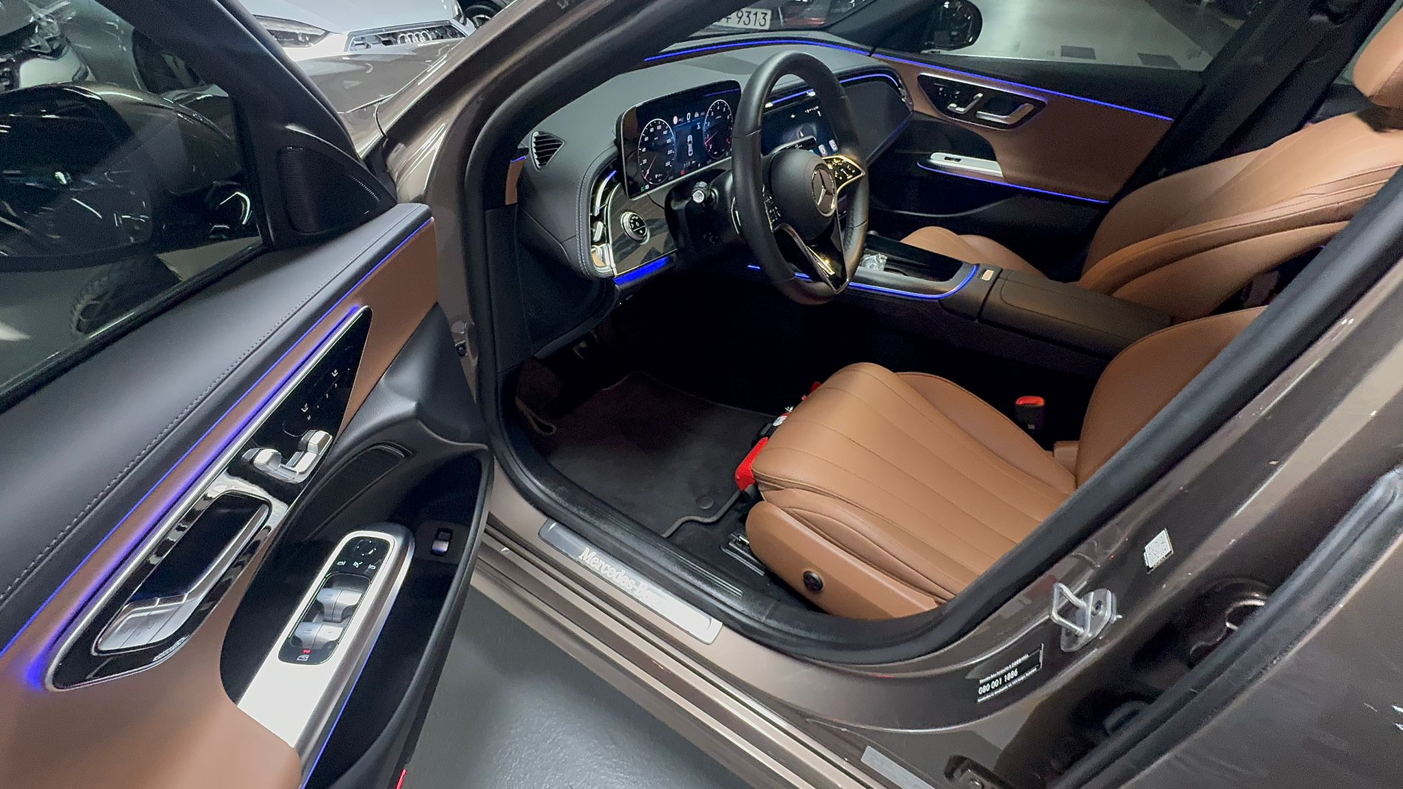 E200