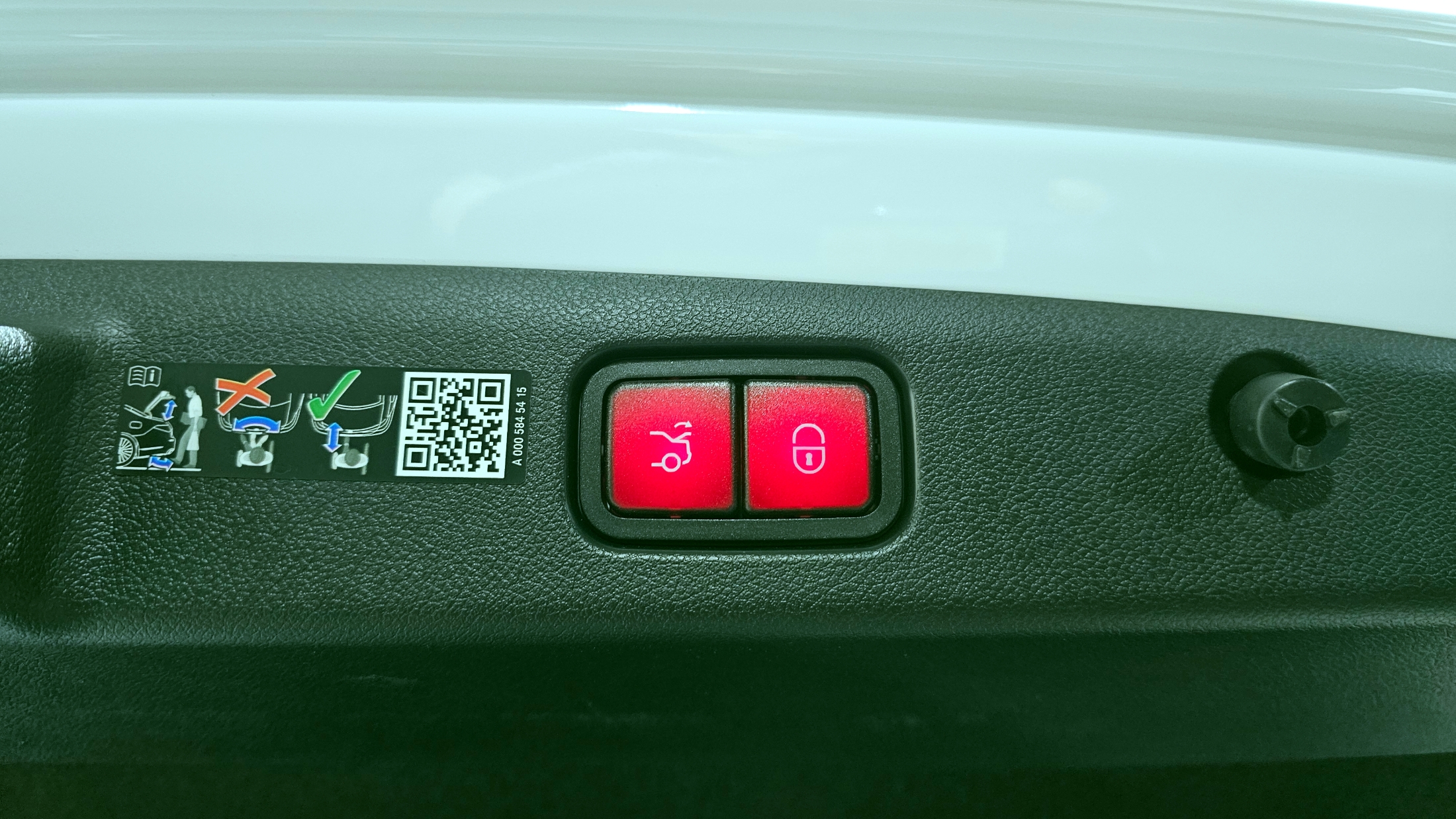 E200