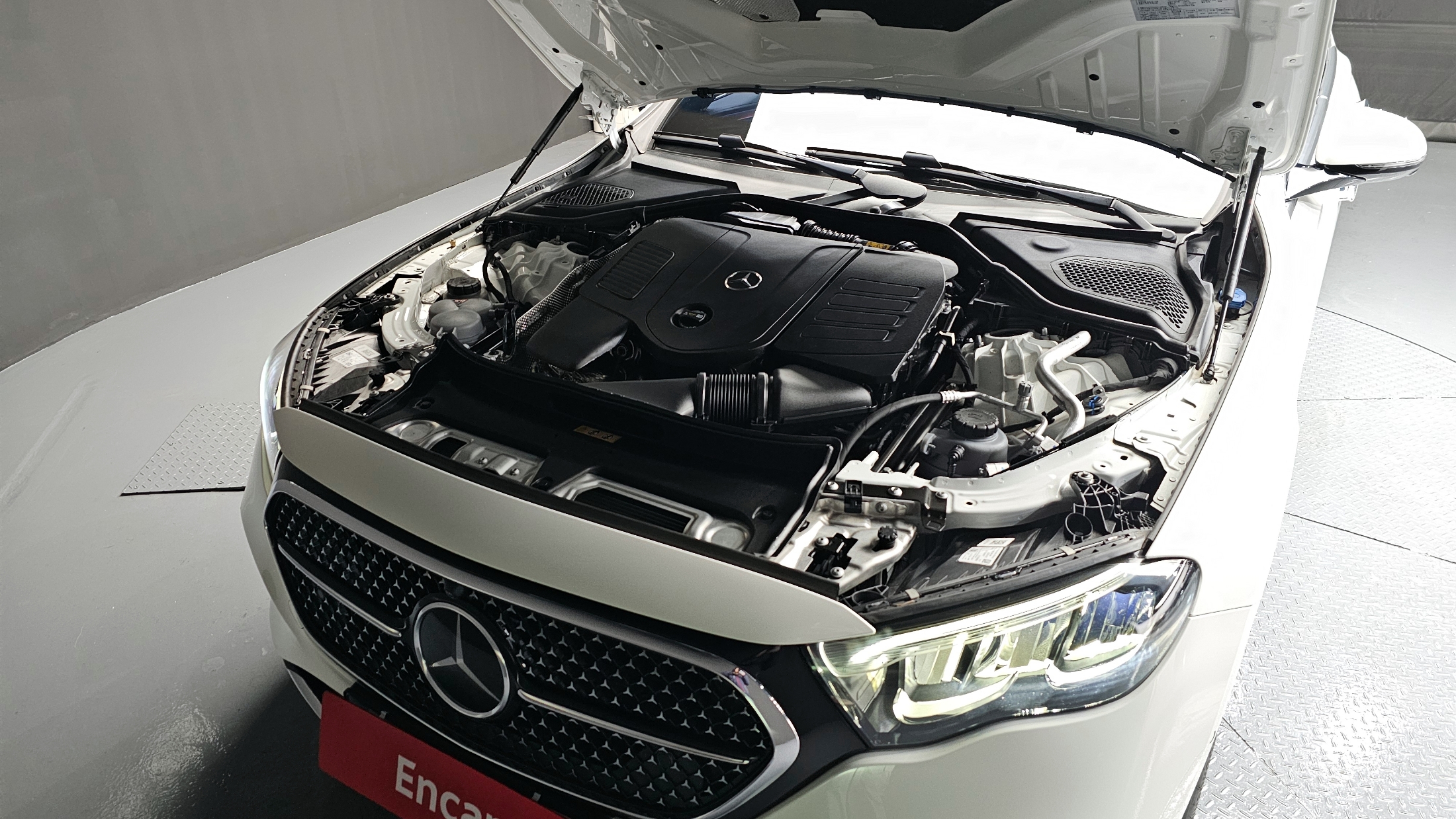 E200