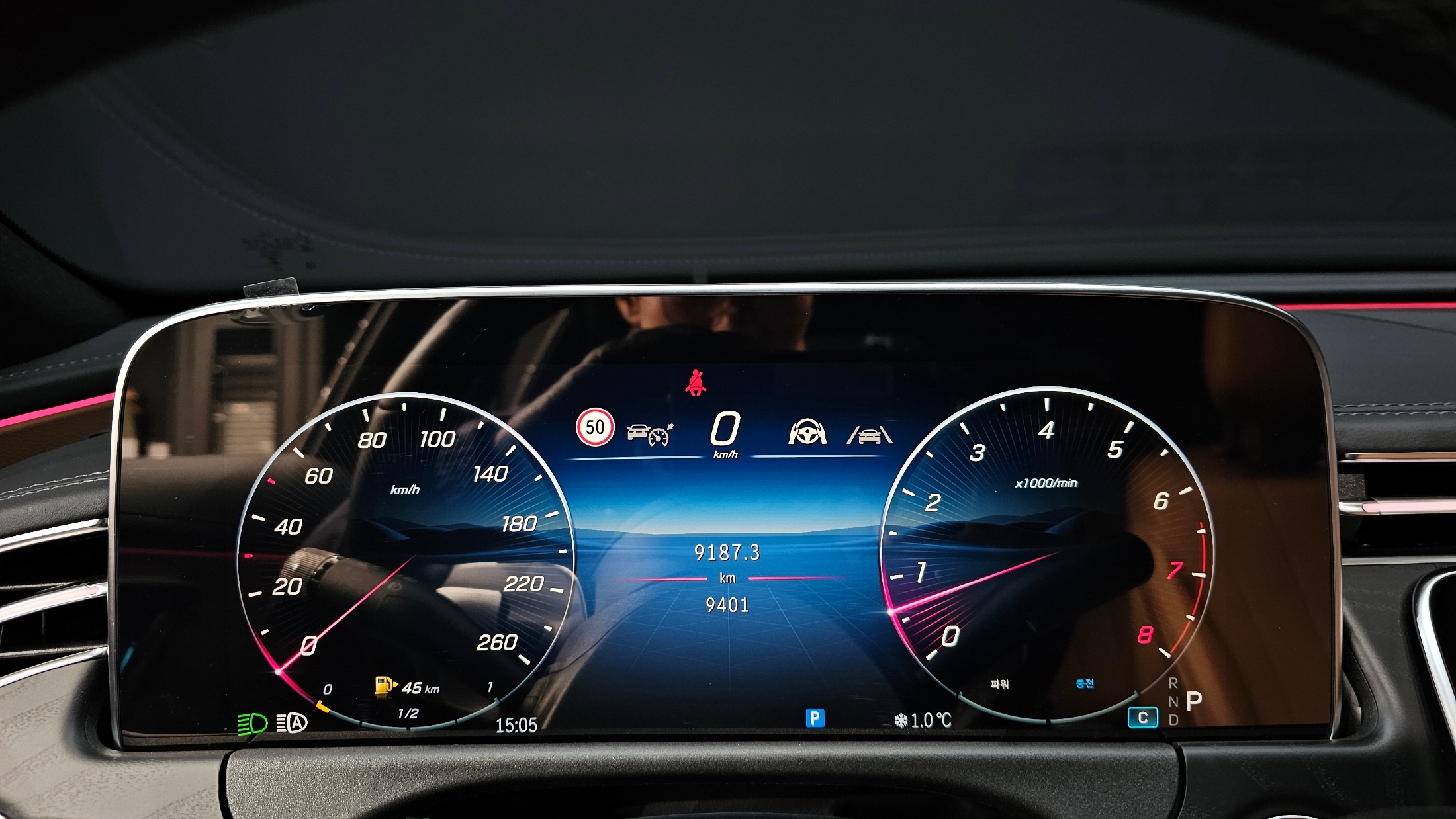E200