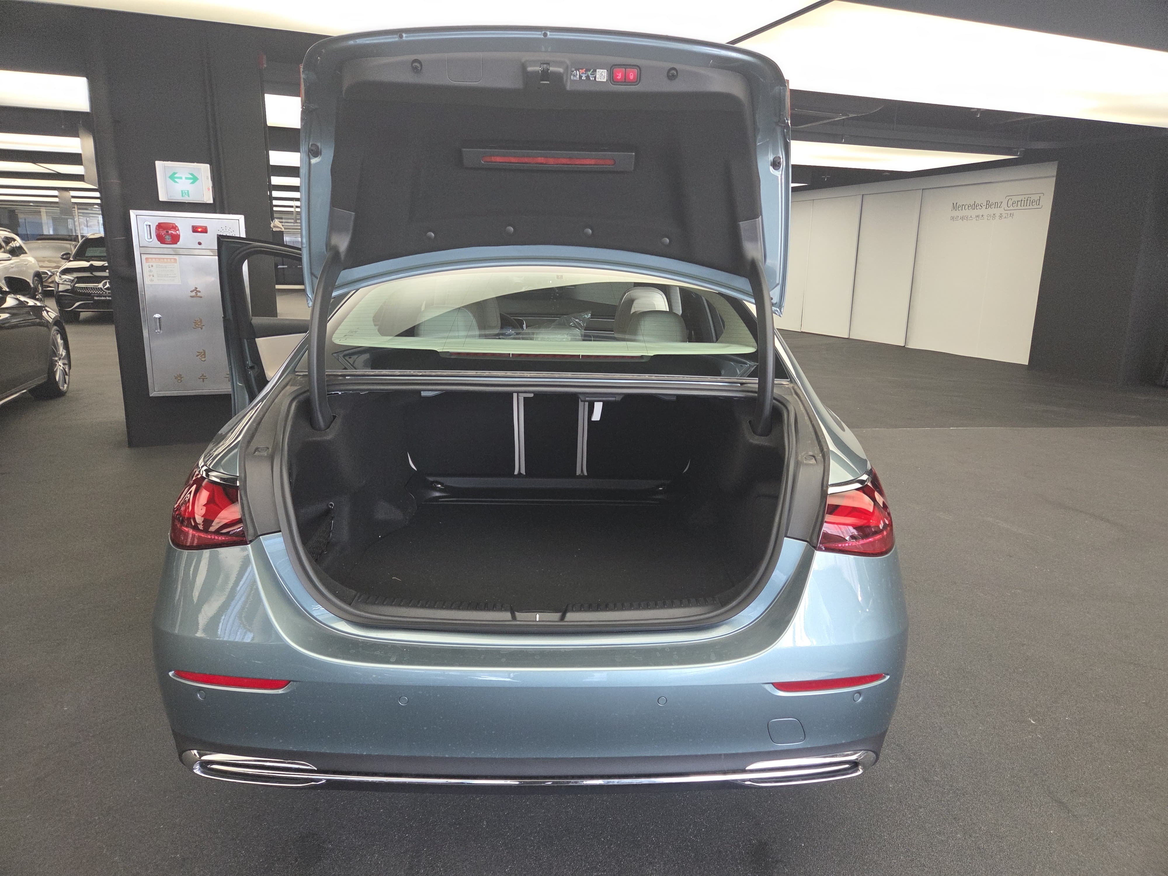 E200