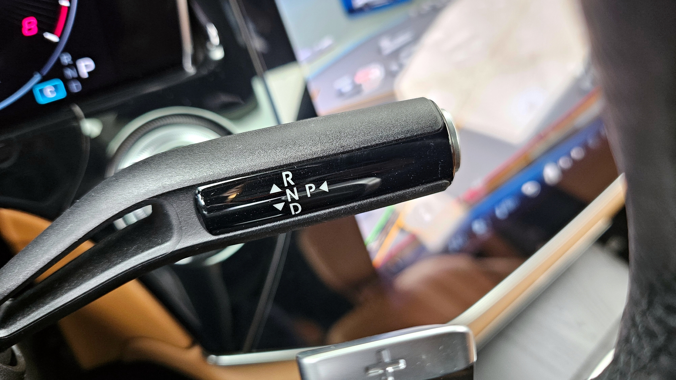 E300