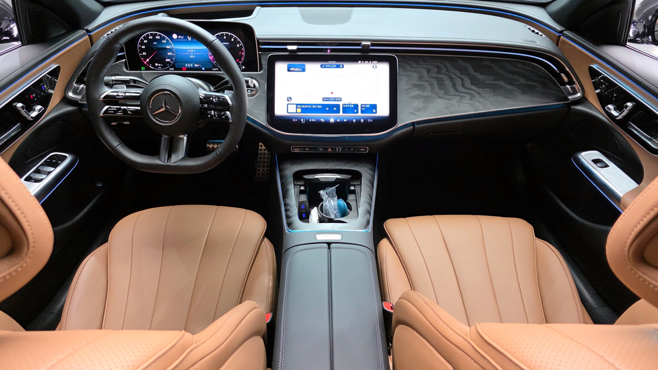 E200