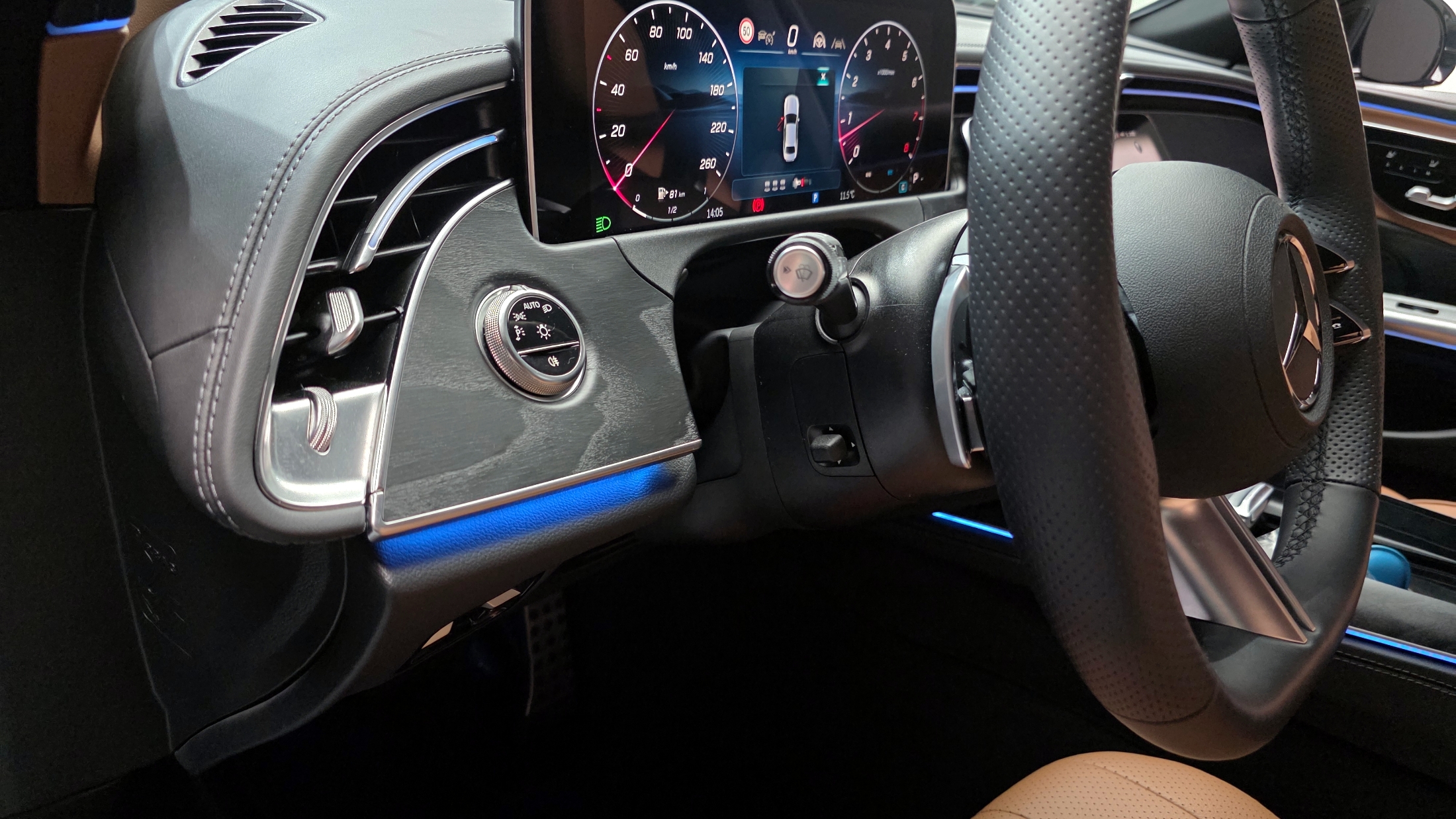 E200