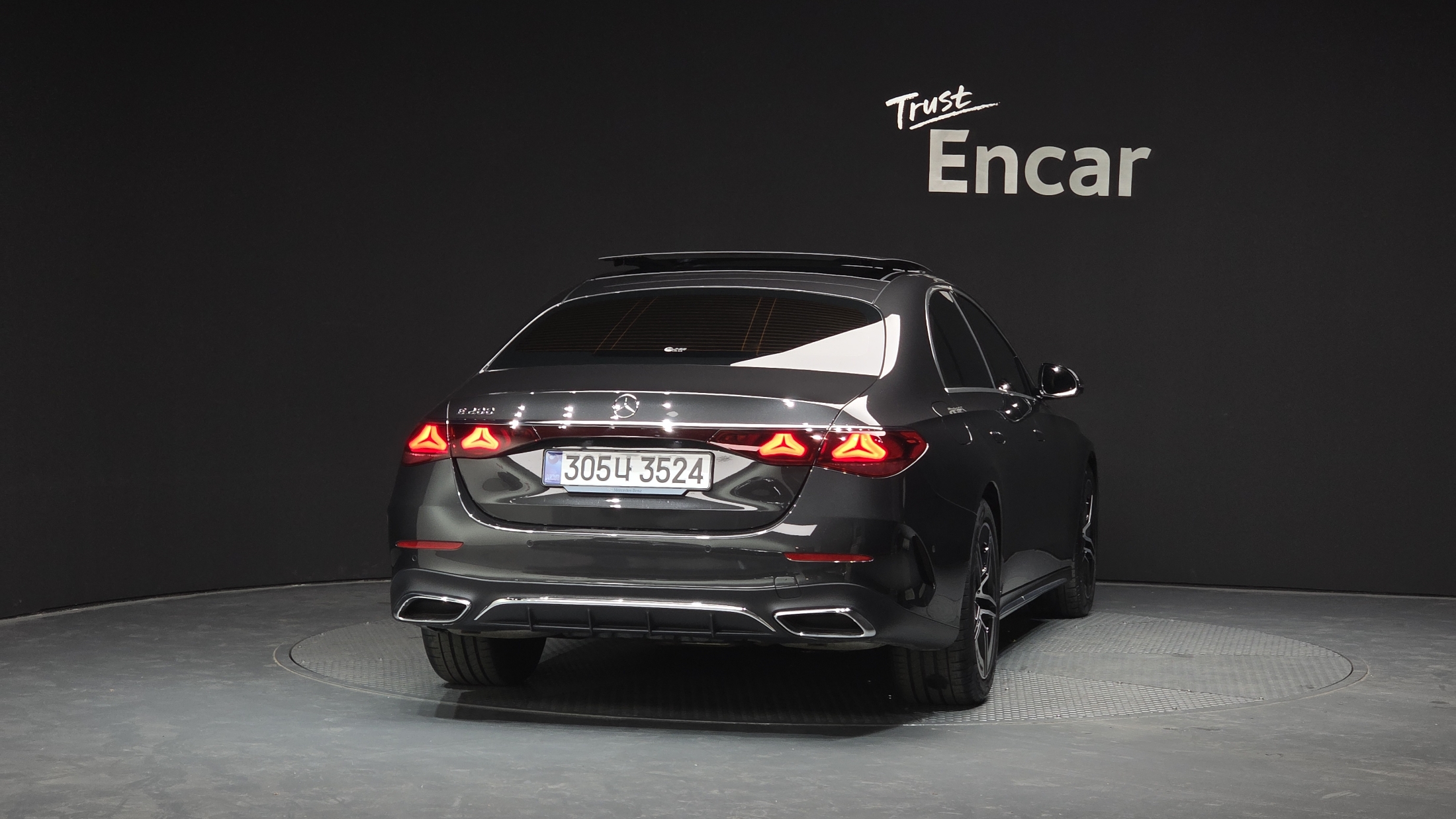 E200