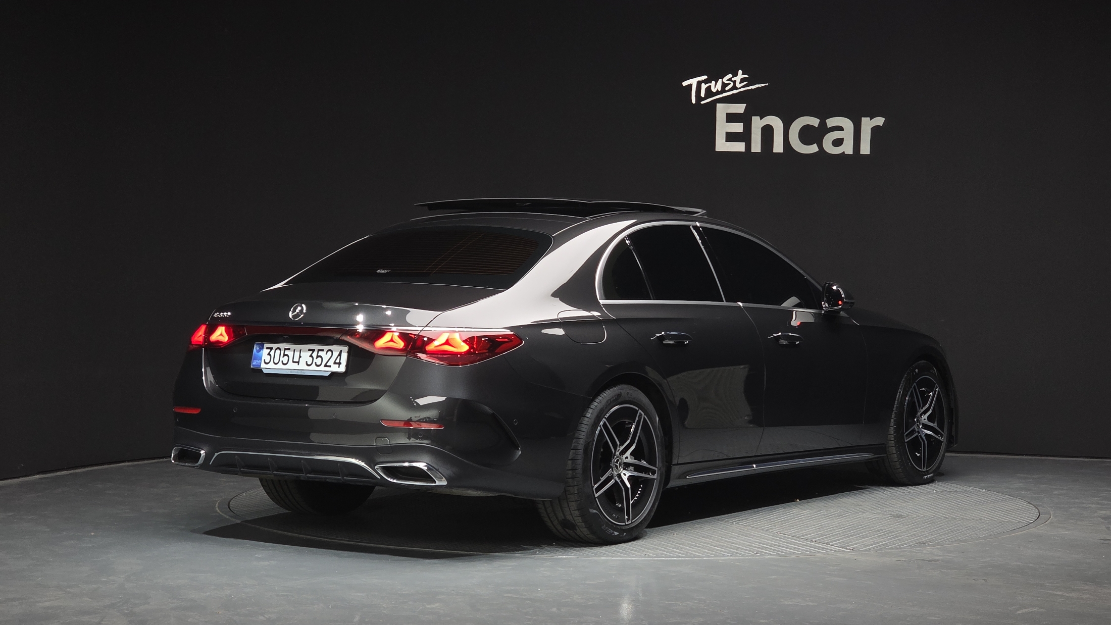 E200