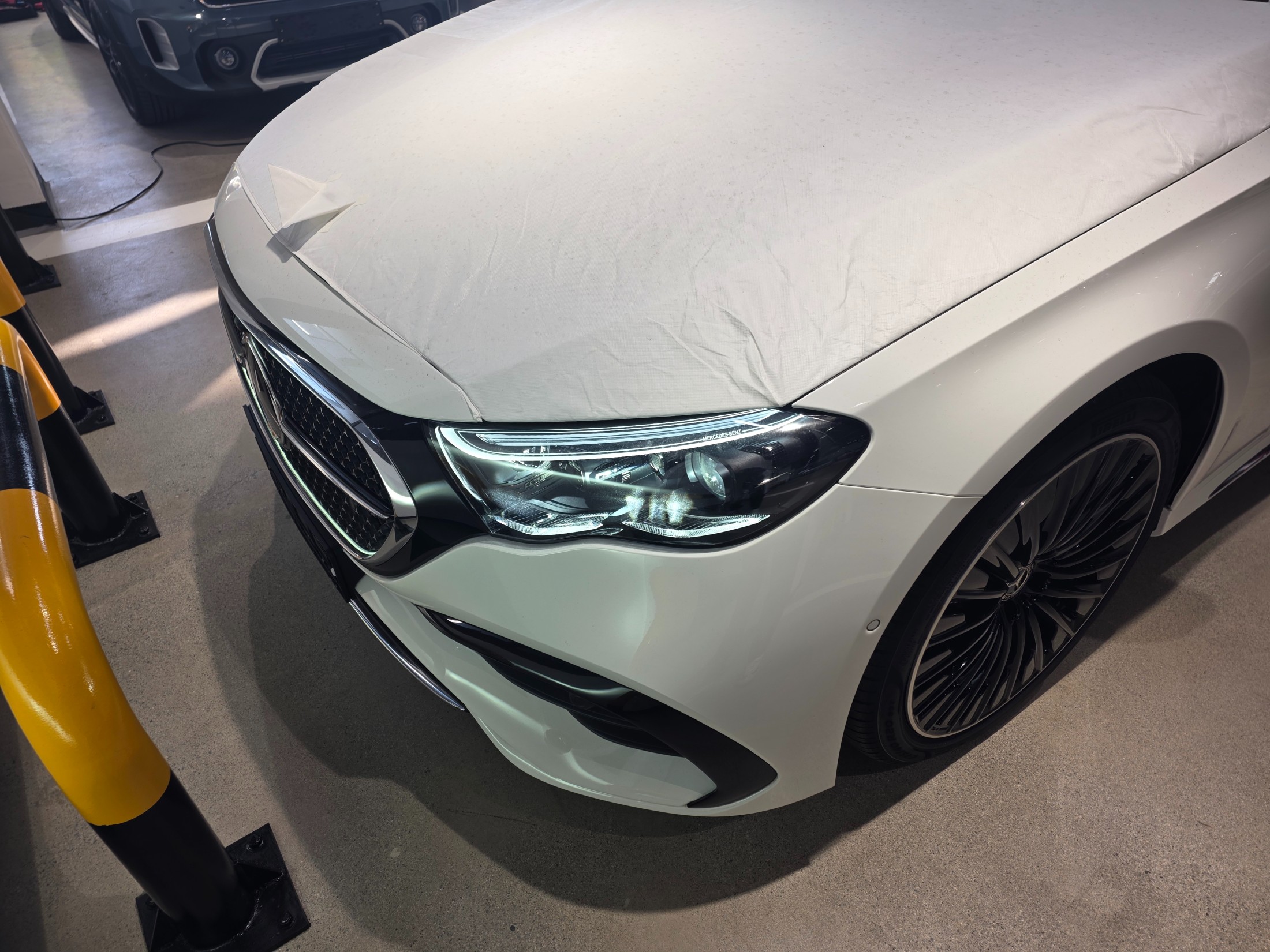 E300