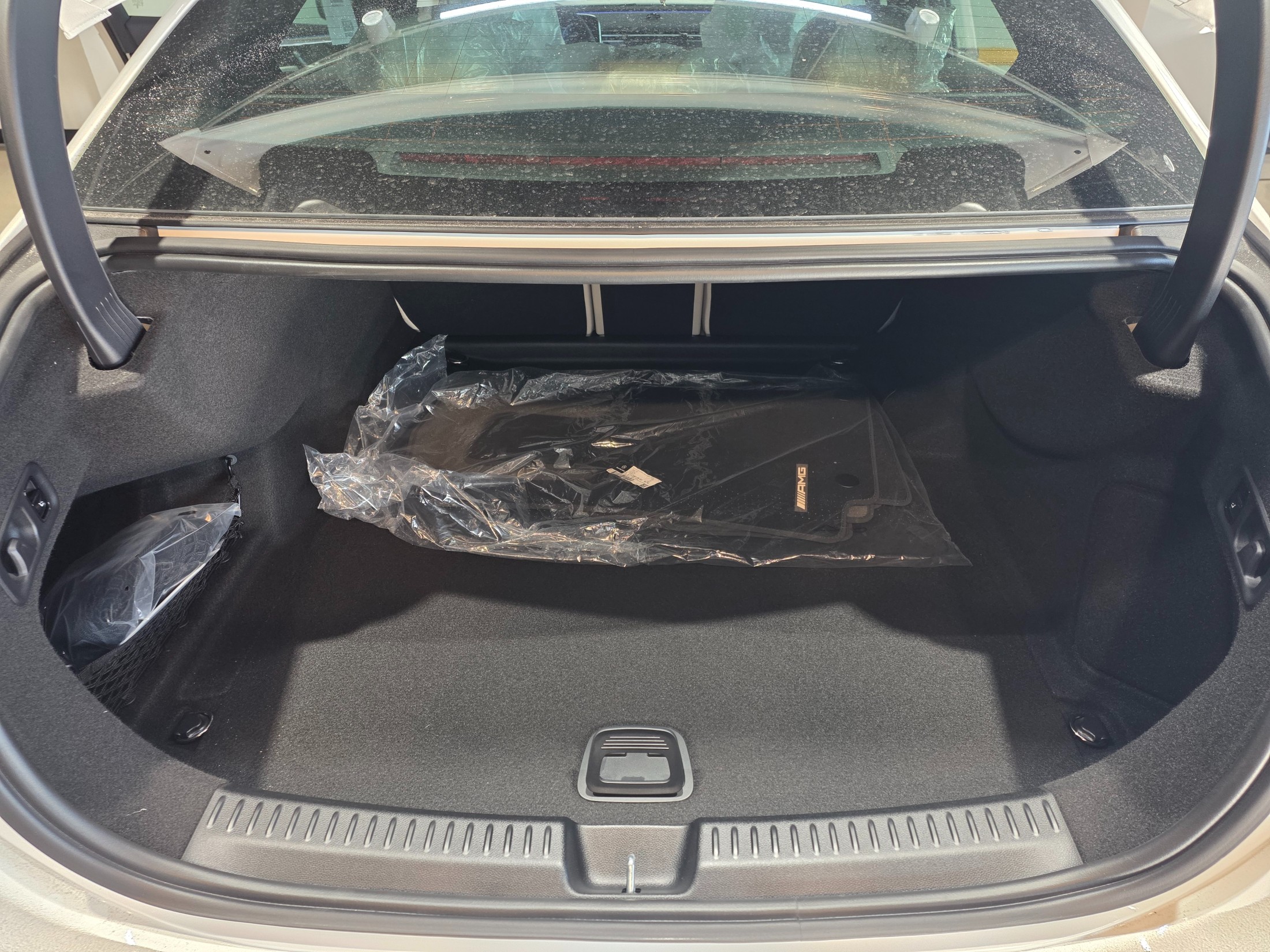 E300