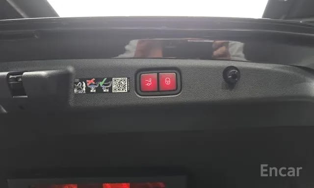 E300