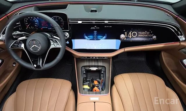 E300