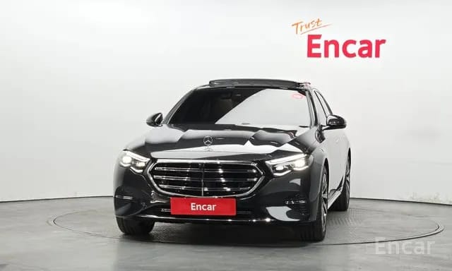 E300