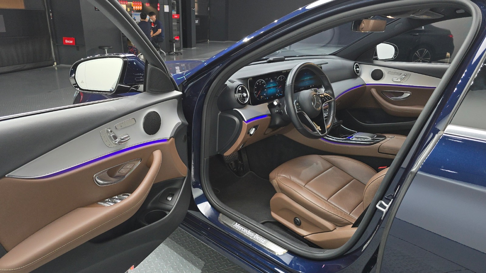 E250