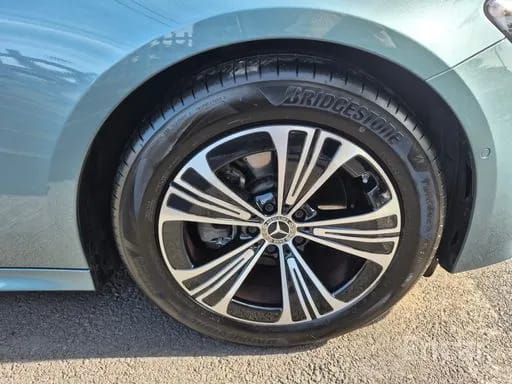 E200