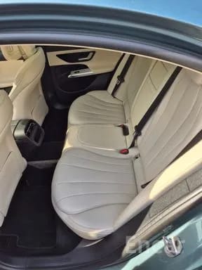E200