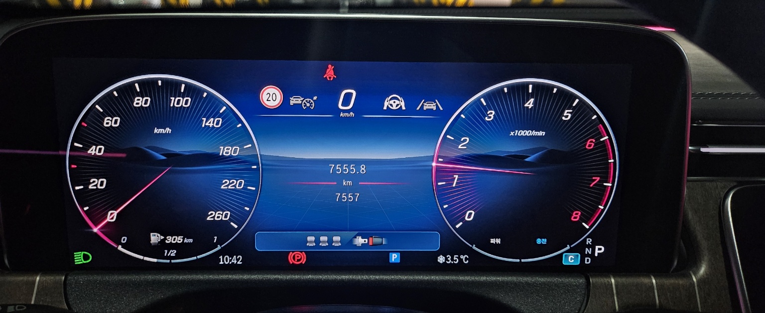 E300