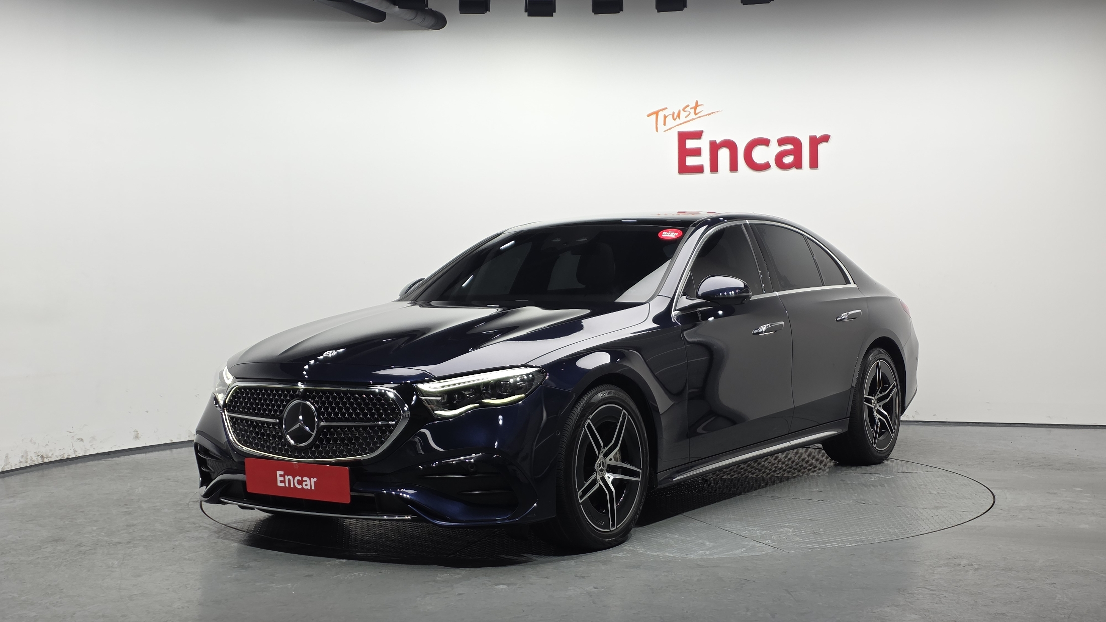 E300