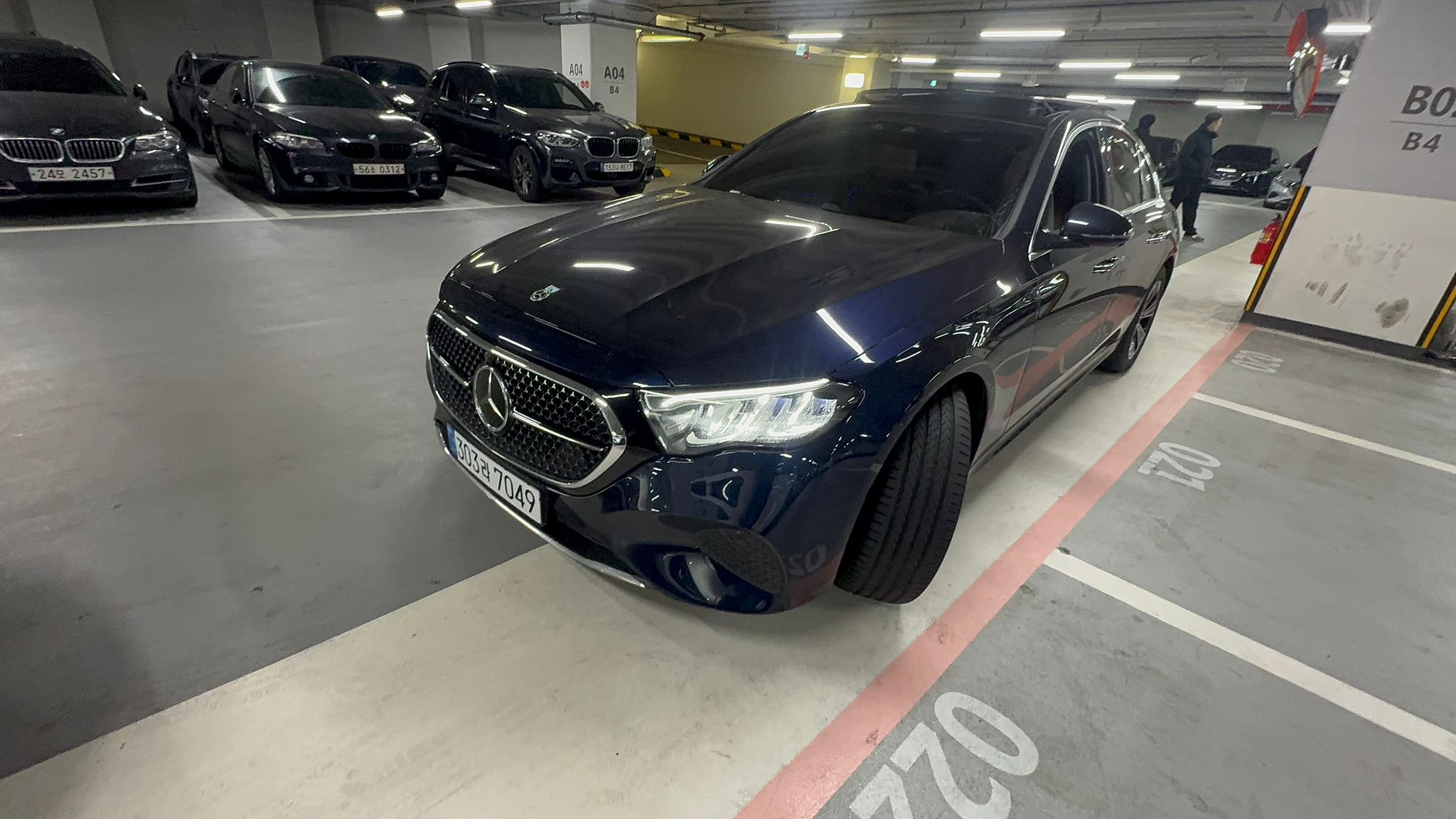 E200