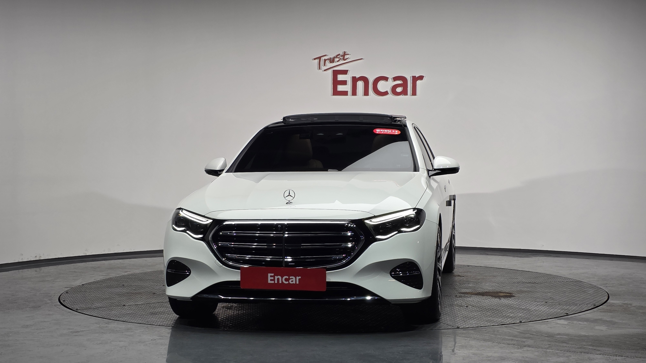 E300