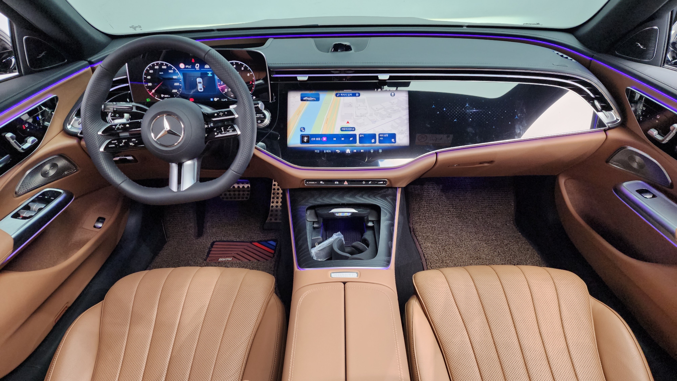 E300
