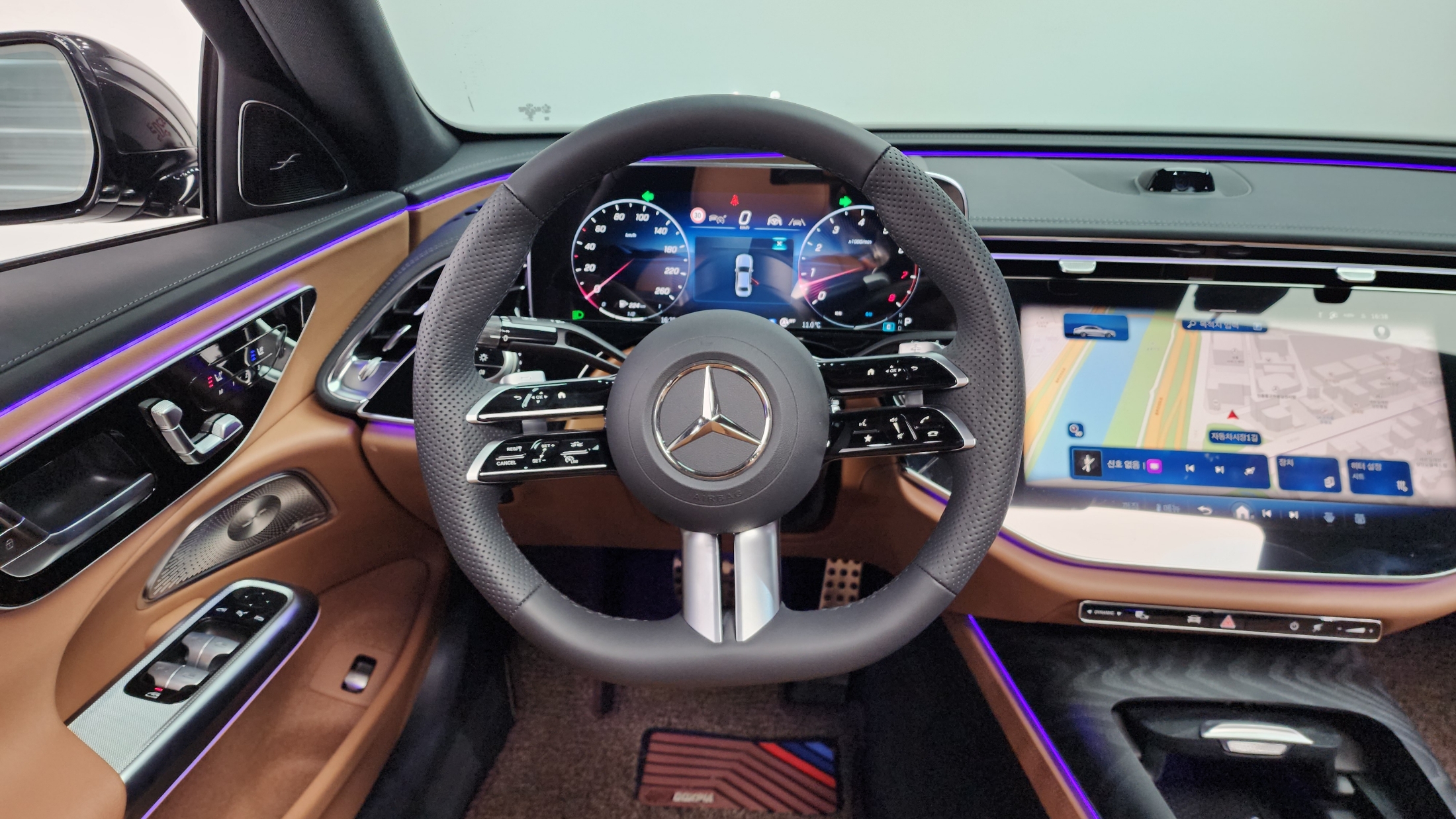 E300