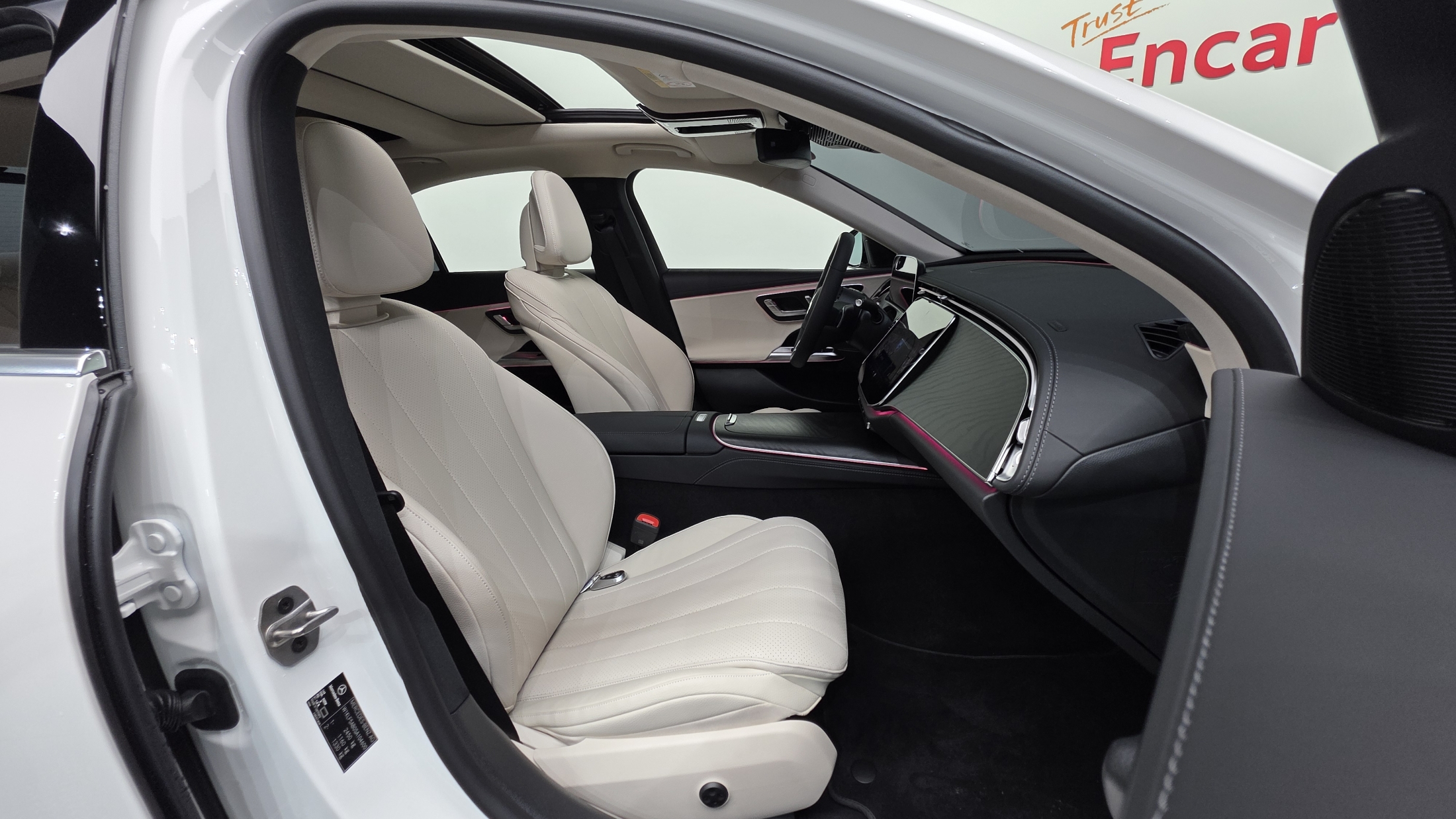 E200	