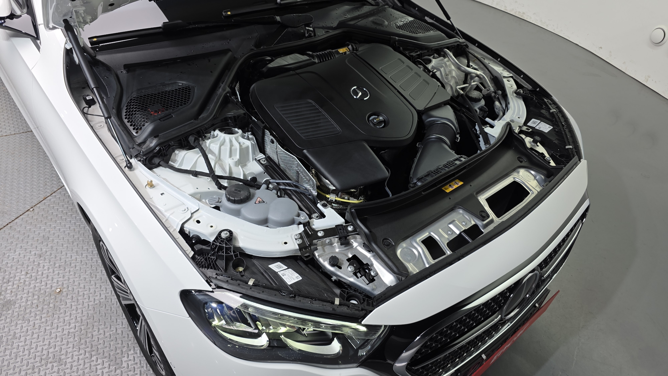 E200	