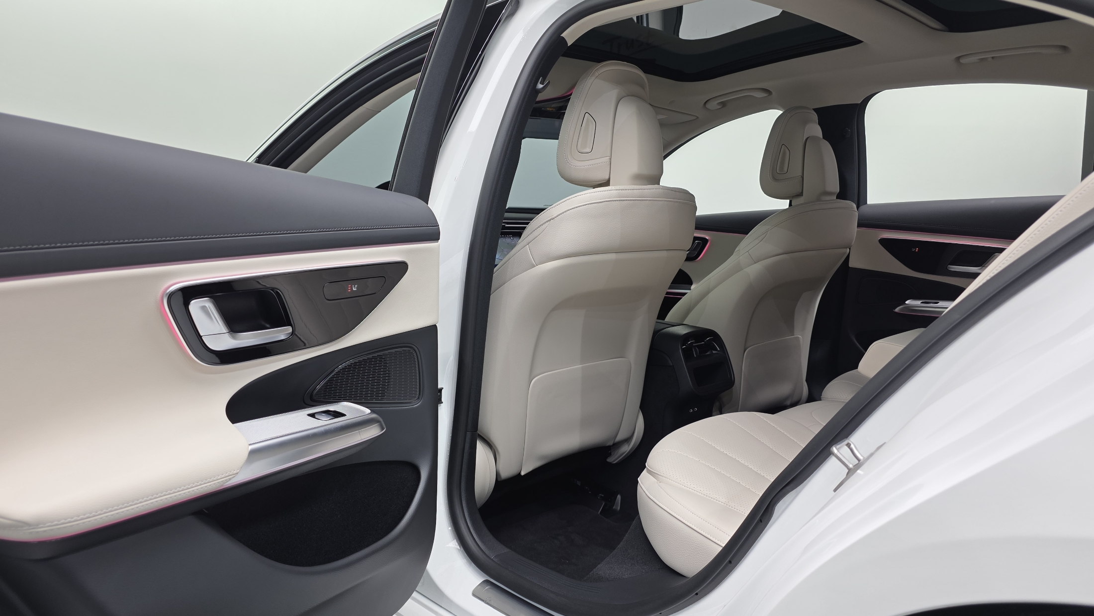 E200	