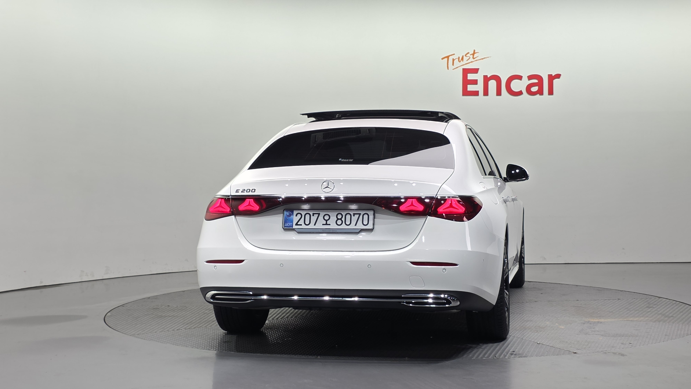 E200	