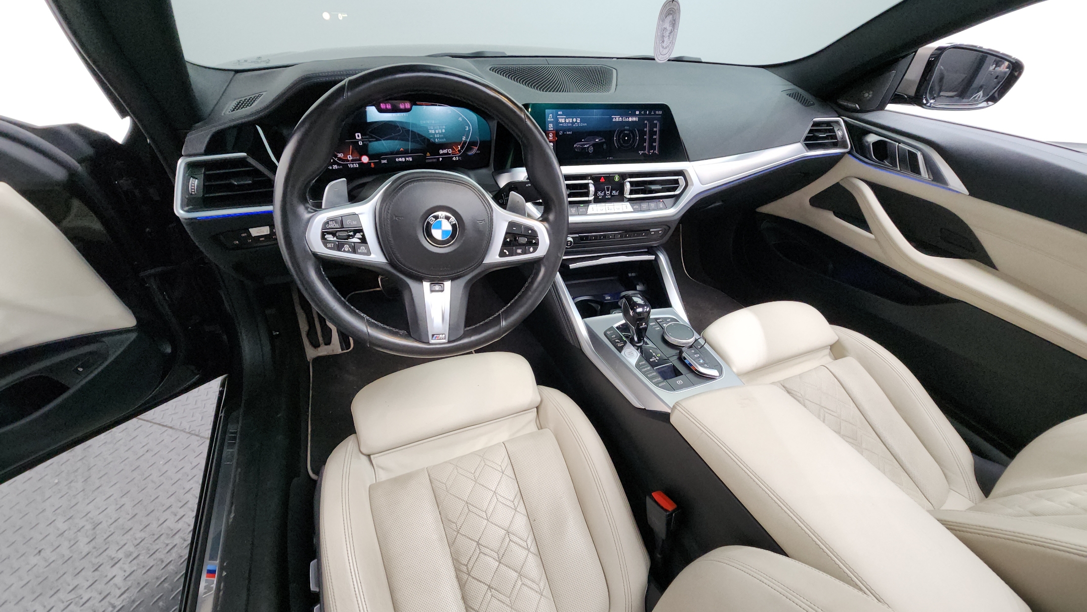 440i