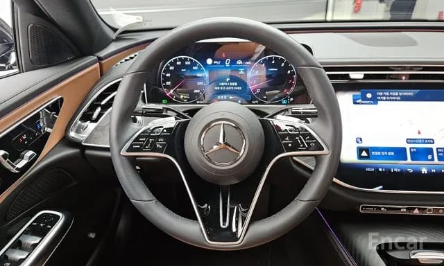 E200