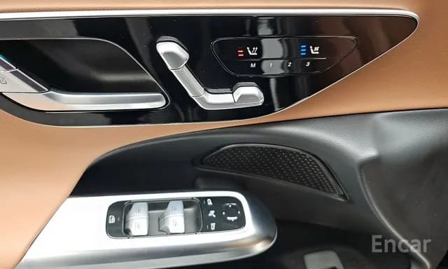 E200