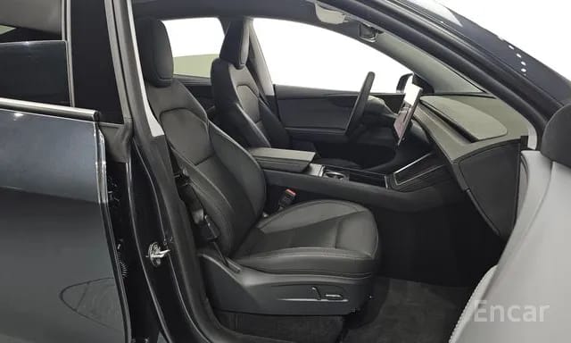 model Y RWD