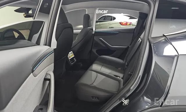 model Y RWD