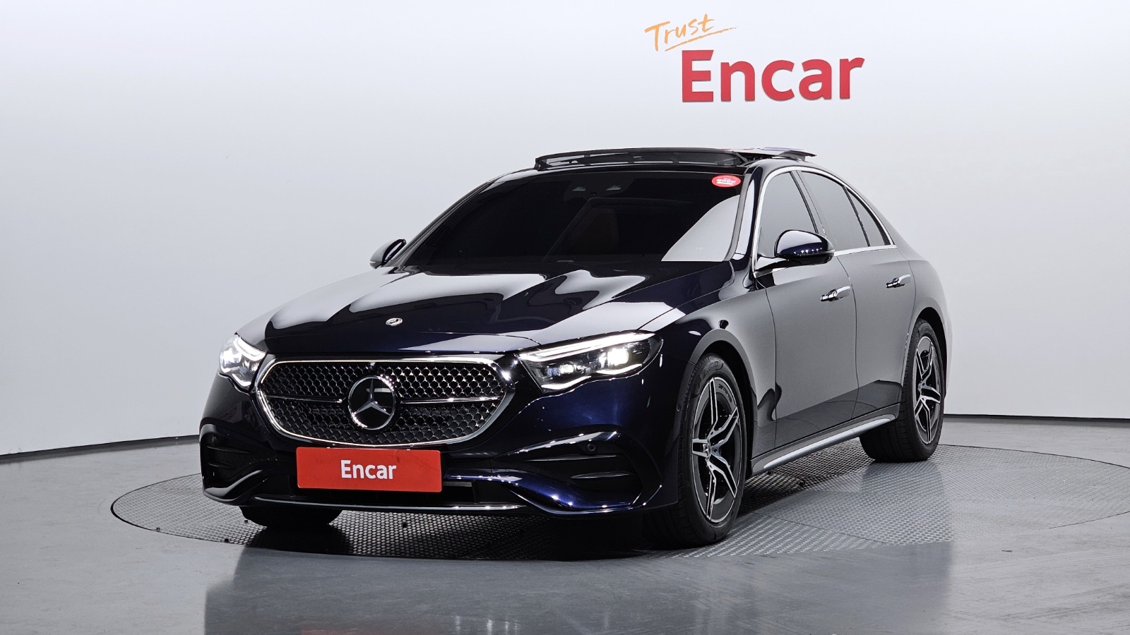 E300