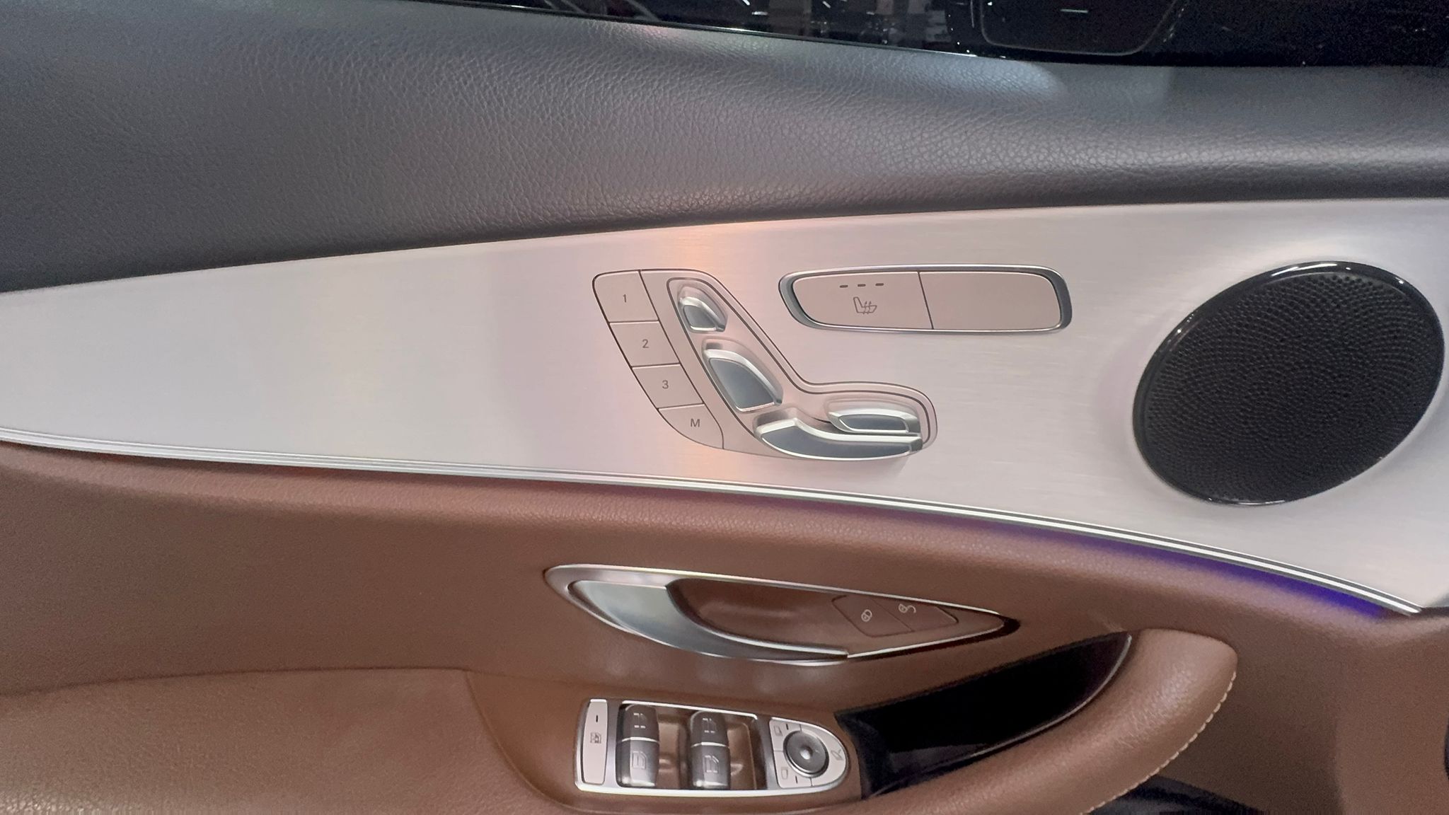E250