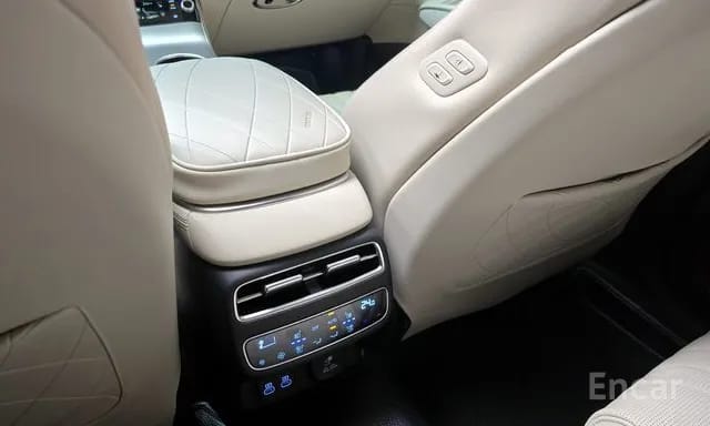 GV70