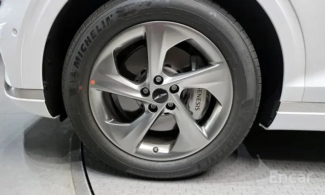GV70
