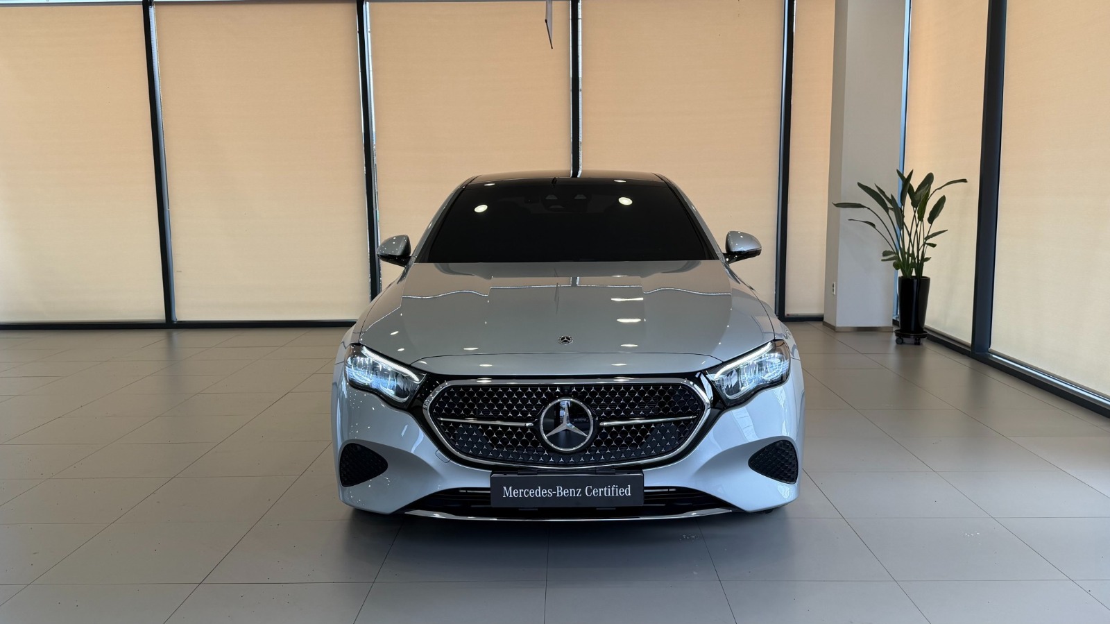 E200