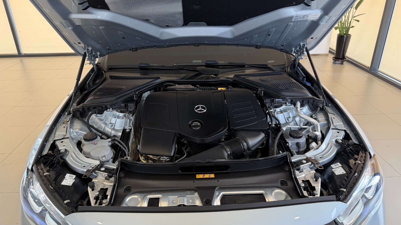 E200