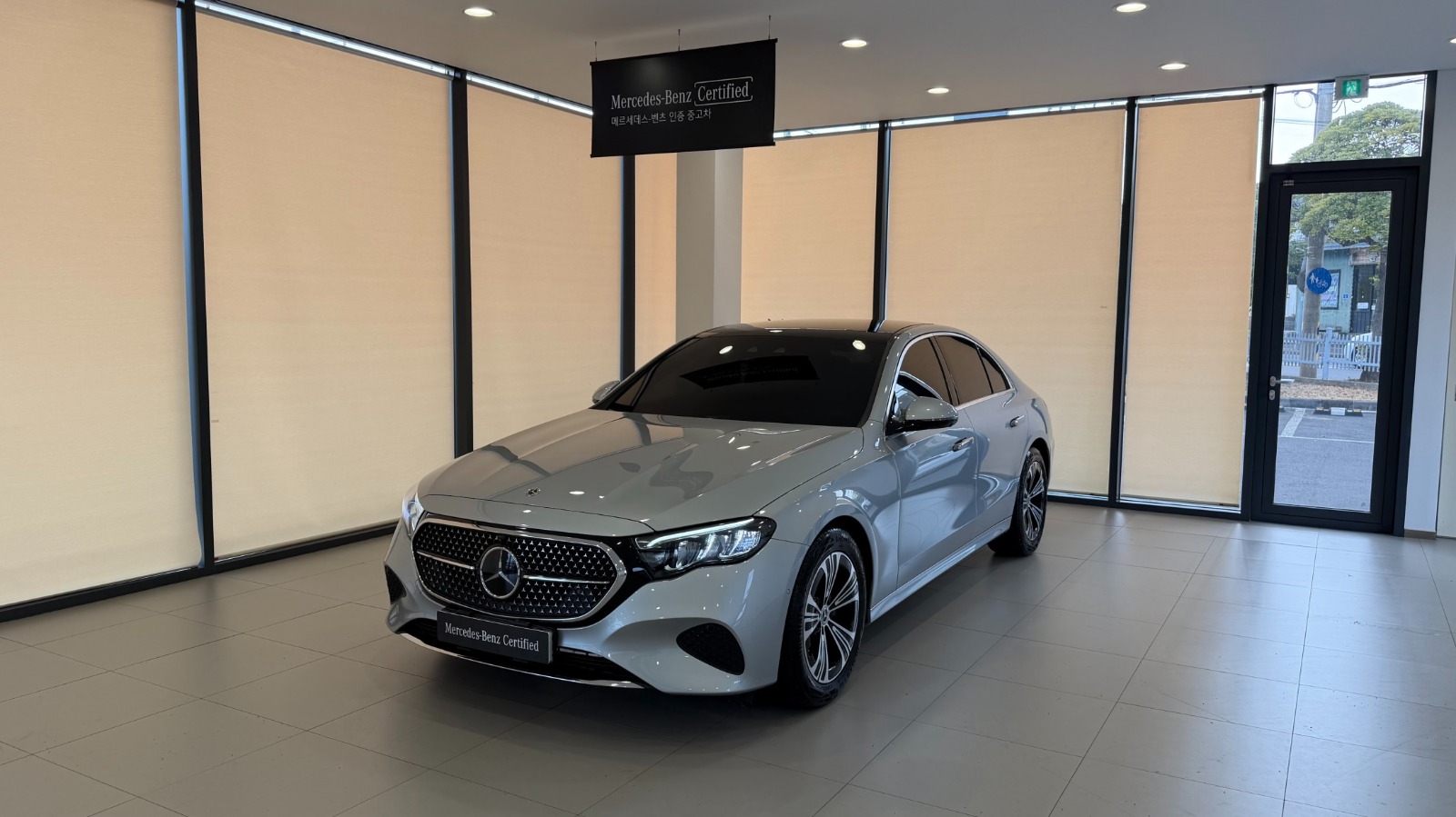 E200