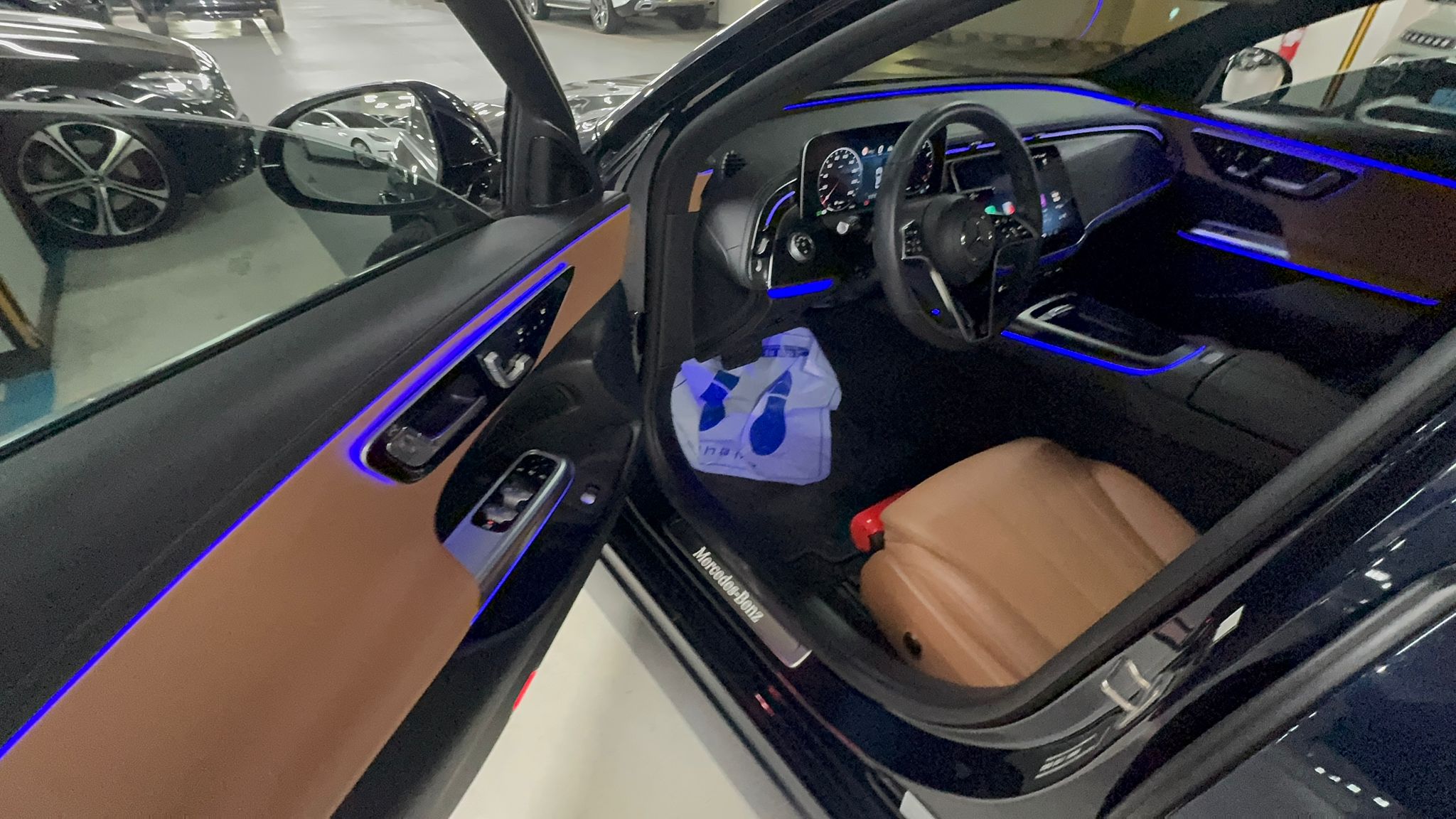 E200