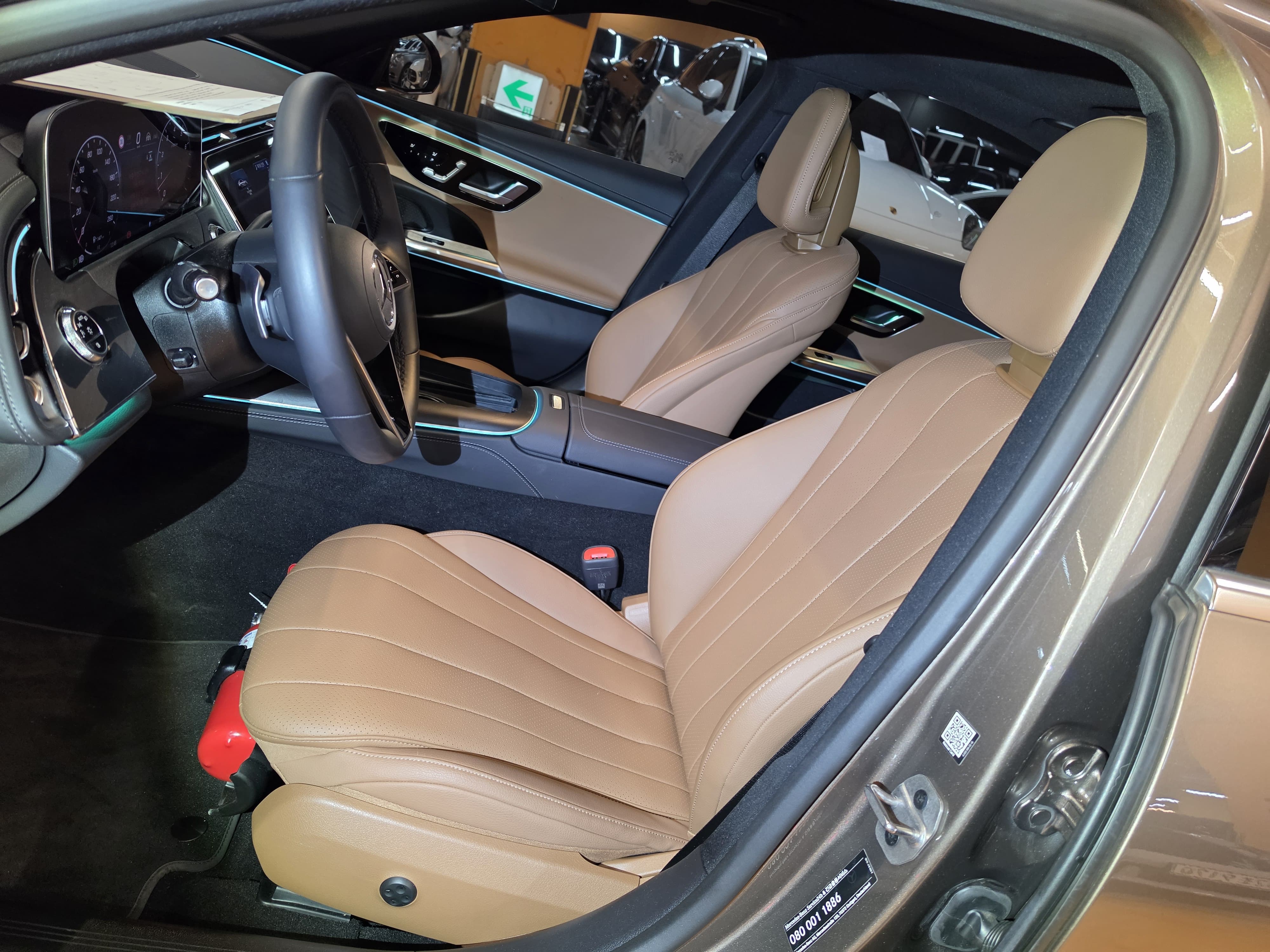 E200