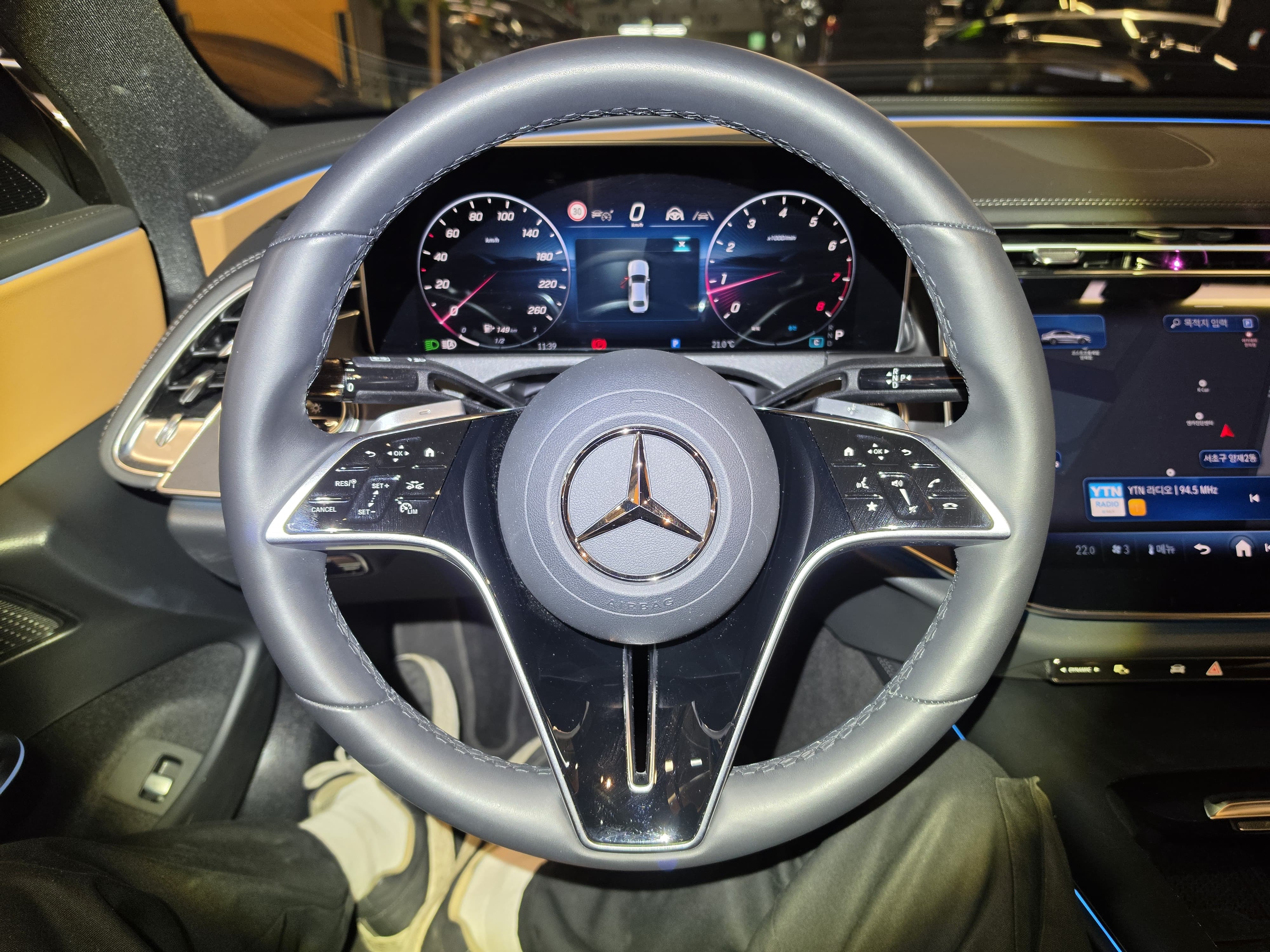 E200