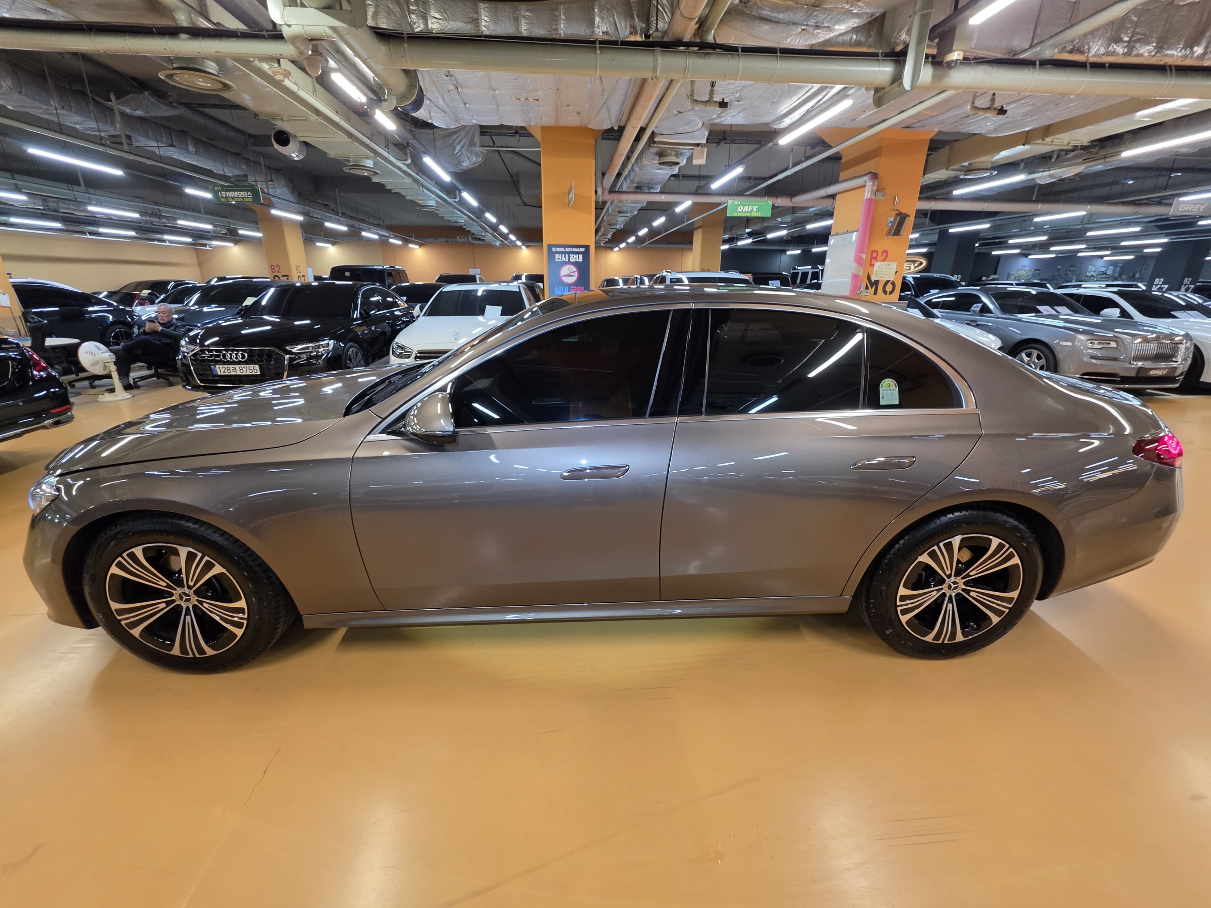 E200